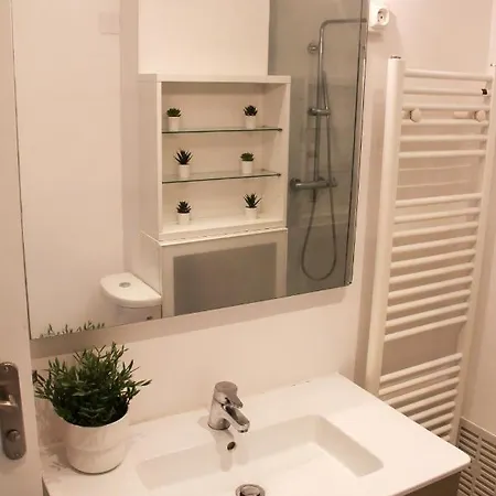 Marco Polo - Calme Avec Parking Prive - 2 Piscines - Proche Des Plages - Wifi - Clim Mandelieu